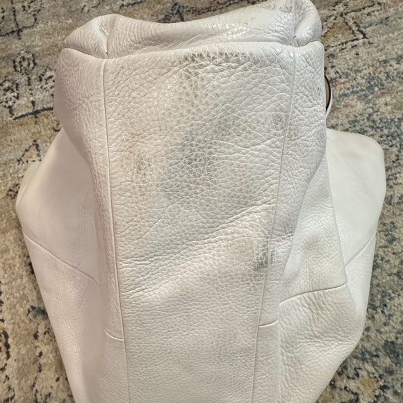 Coach white pebbled leather shoulder bag purse 3 compartments tan satin interior - Picture 15 of 16